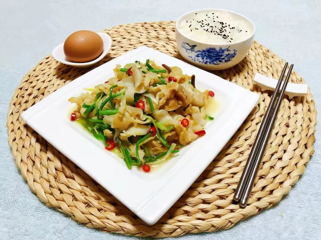 【蔥爆海螺片】做法|味道鮮美，營養(yǎng)充足，快試試動手制作吧