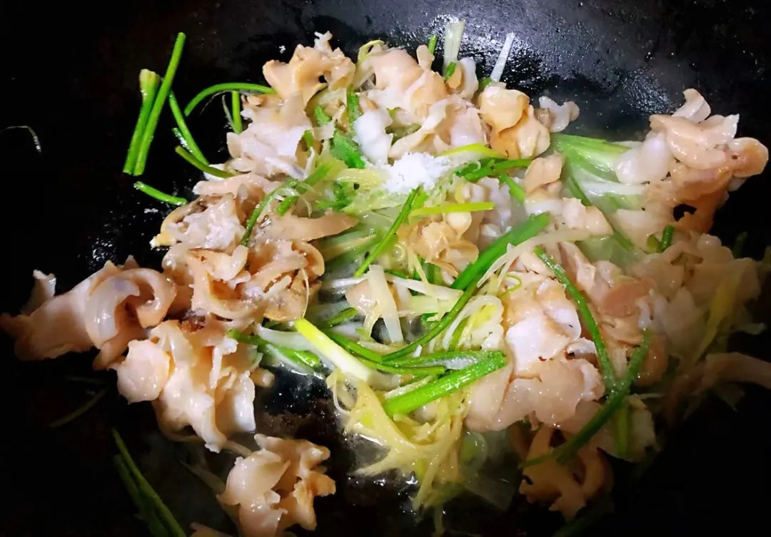 【蔥爆海螺片】做法|味道鮮美，營養(yǎng)充足，快試試動手制作吧
